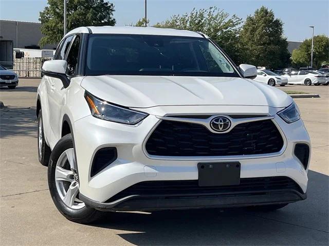 2021 toyota highlander l
