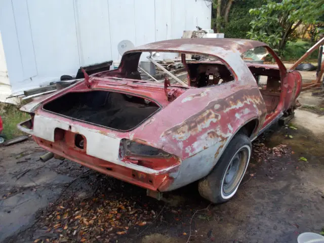 1977 camaro rolling body shell