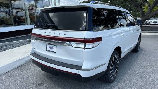 2024 Lincoln Navigator