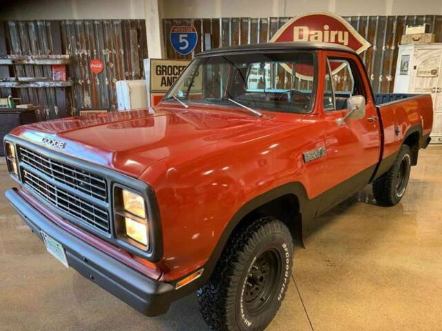 burgundy dodge 150 4x4 with 31,575 miles available now!