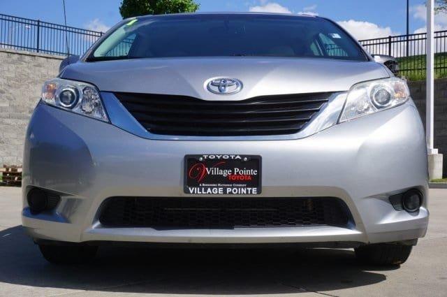 used 2011 toyota sienna le omaha, ne 68022 for sale in elkhorn, nebraska