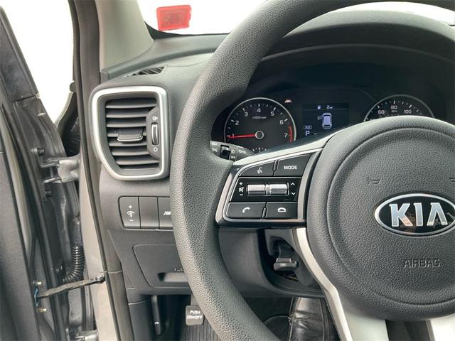 2022 kia sportage lx