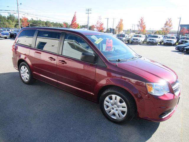 2017 dodge grand caravan se
