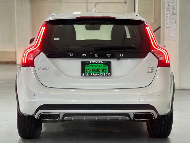 used 2015 volvo v60 cross country t5