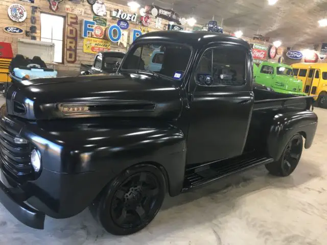 1950 ford f1 350 v8, auto, ps, pdb, ac,custom stereo,power windows, custom rims