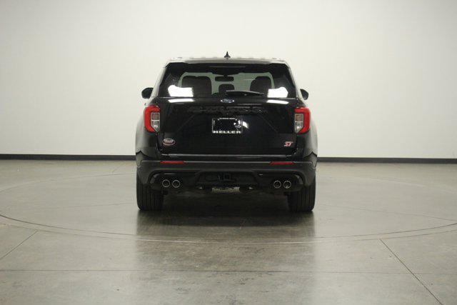 2022 ford explorer st
