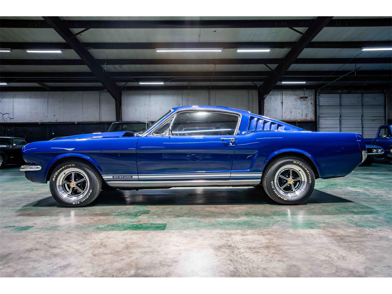 1966 ford mustang