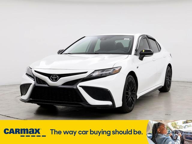 2023 toyota camry se