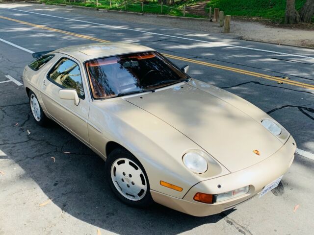 porsche 928 s4 1988 - 5.0 v8 32v auto - $5k maintenance completed ! 4 owners