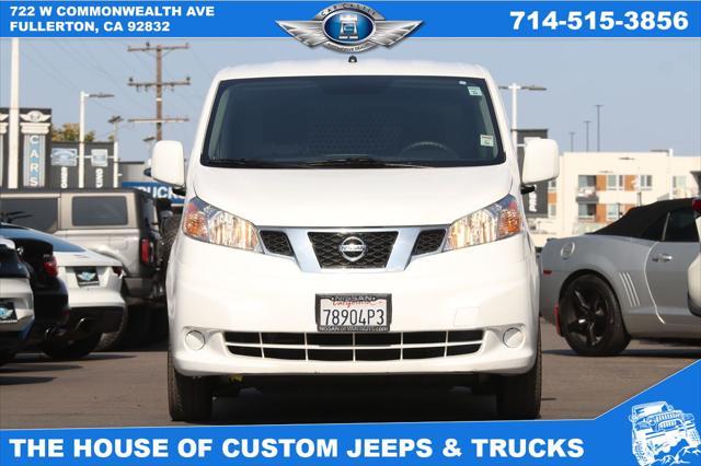2017 nissan nv200 sv