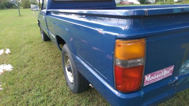 1985 toyota pickup 2wd lwb automatic w ac xlnt body