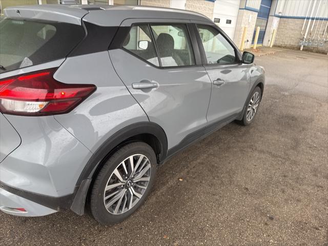 2022 nissan kicks sv