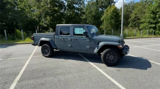 2024 Jeep Gladiator