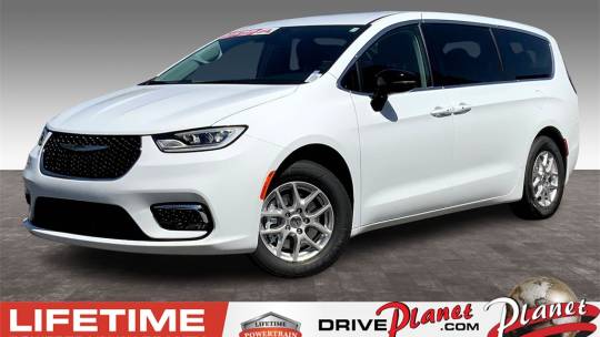 2024 Chrysler Pacifica