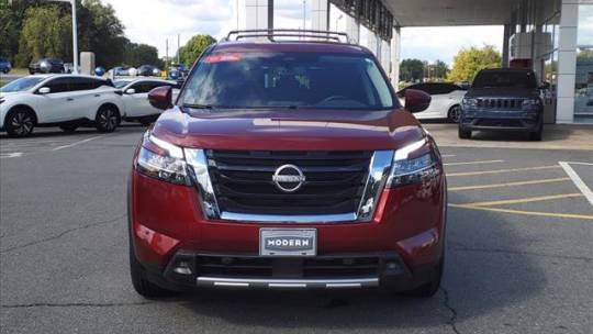 2023 nissan pathfinder sl