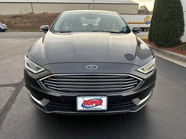2018 ford fusion se