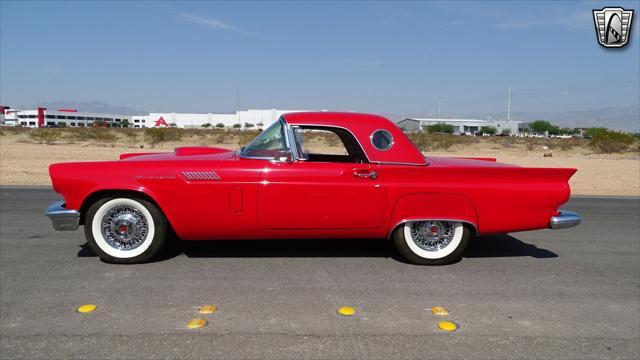 1957 ford thunderbird base