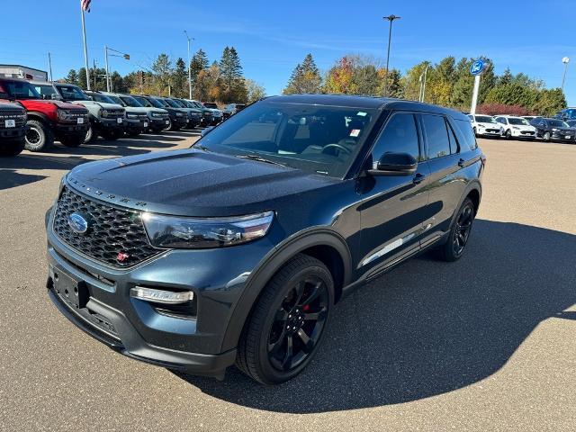 2022 ford explorer st