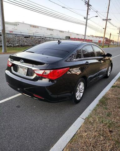 2013 hyundai sonata gls