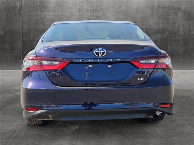 2022 toyota camry le