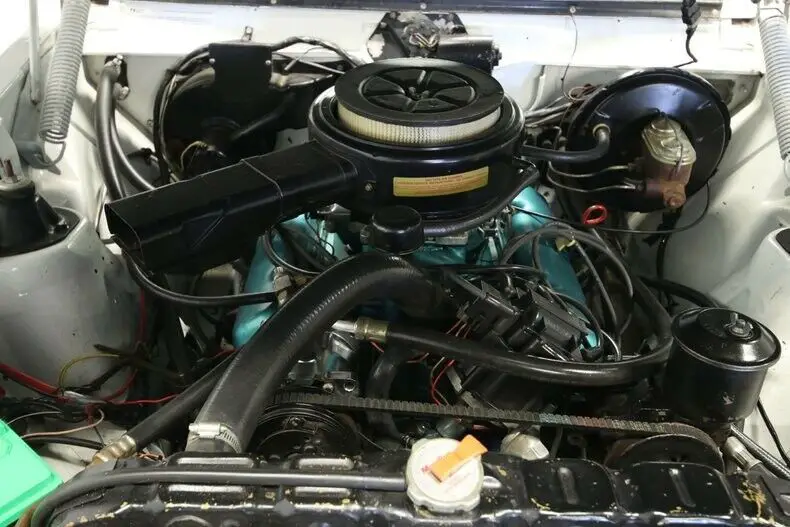 38k actual miles 390 v8 4 speed manual p/s p/b a/c born in frost white
