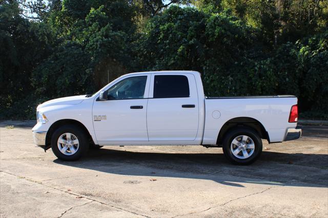 2022 ram 1500 classic slt