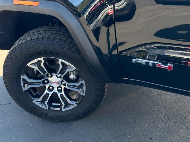 2024 gmc canyon at4