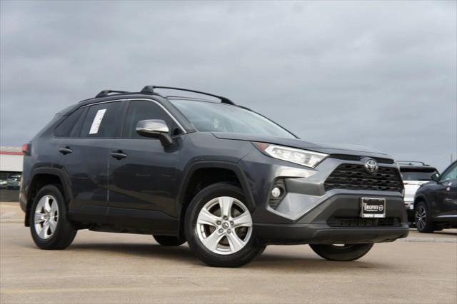 2019 toyota rav4 xle