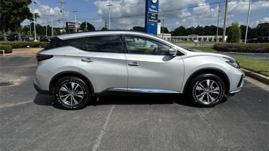 2021 nissan murano sv