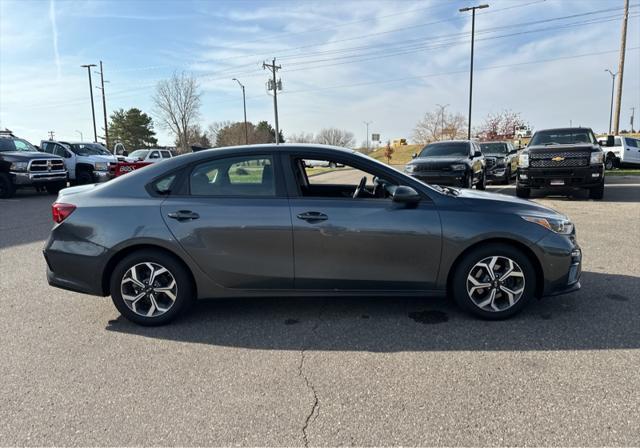 2020 kia forte lxs