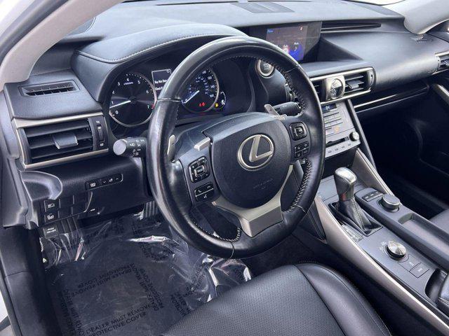 2018 lexus is 300 base