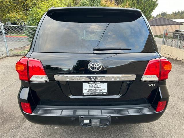 2015 toyota land cruiser base