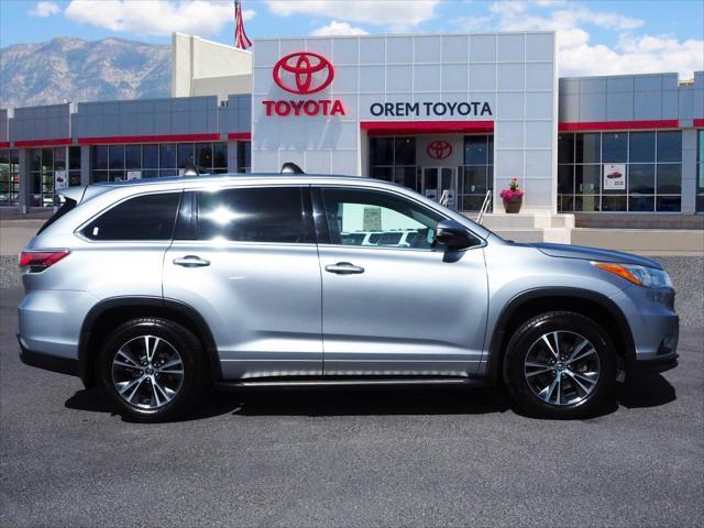 2016 toyota highlander xle