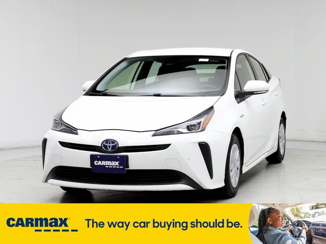 2022 toyota prius le