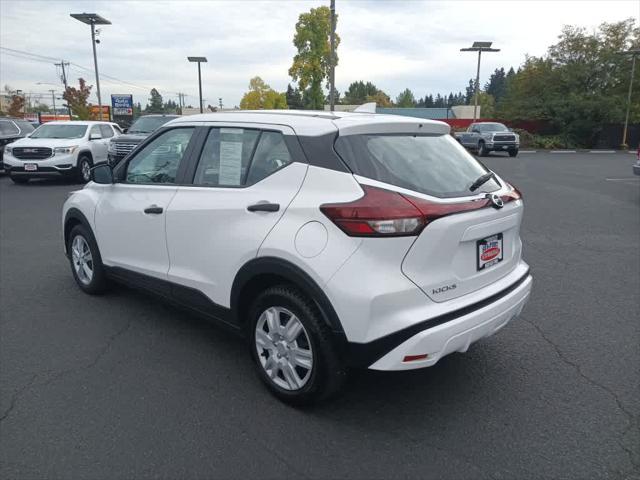2021 nissan kicks s