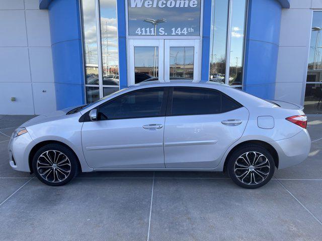 2016 toyota corolla s
