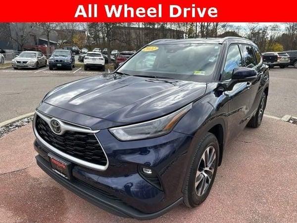 2022 toyota highlander in secaucus, new jersey
