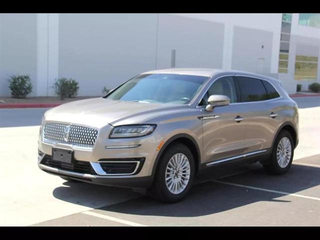 2019 lincoln nautilus standard