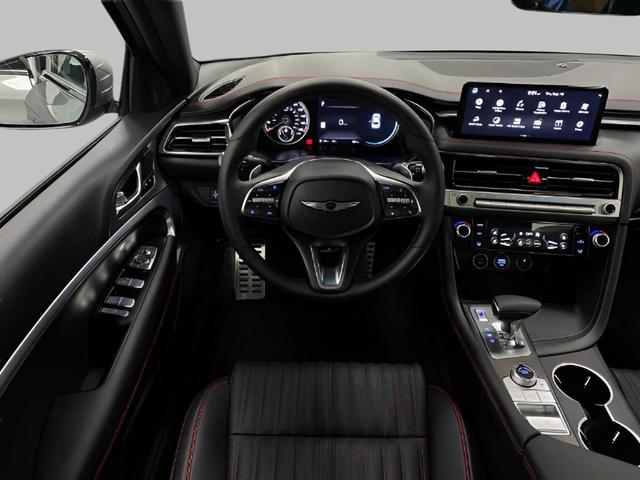 2024 genesis g70 2.5t