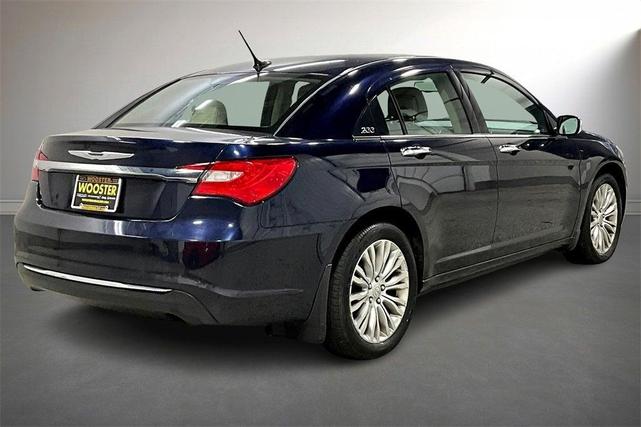 2012 chrysler 200 limited