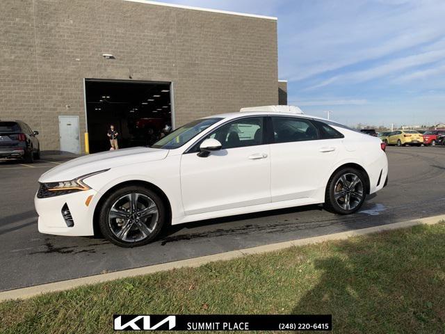 2022 kia k5 lxs