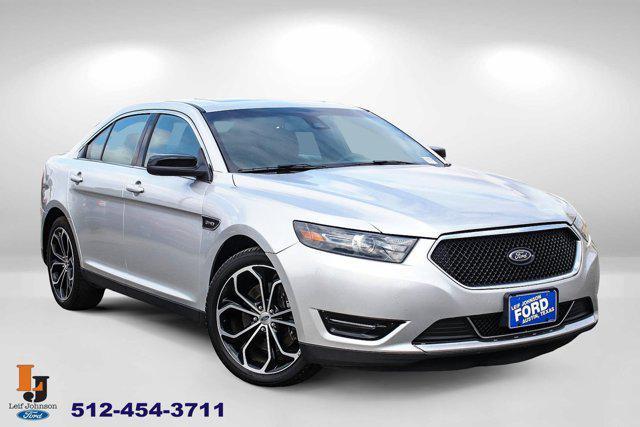 2019 ford taurus sho