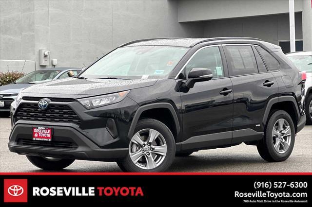 2022 toyota rav4 hybrid le