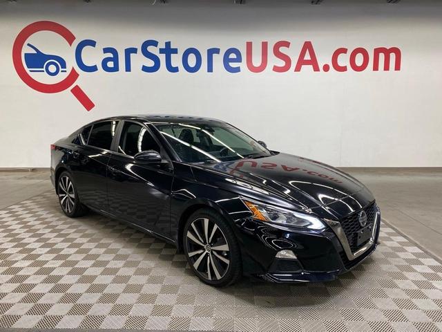 2022 nissan altima 2.0 sr