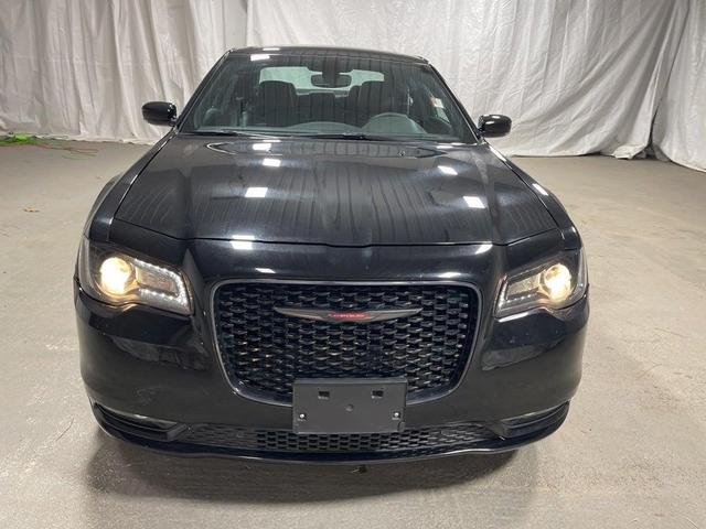 2023 chrysler 300 s