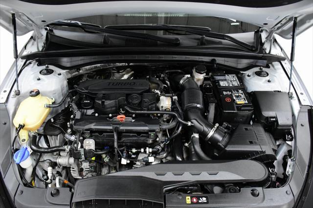 2022 kia k5 gt-line