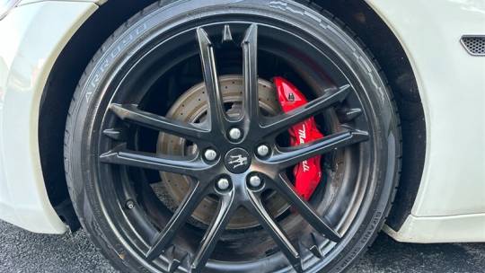 2015 maserati granturismo sport