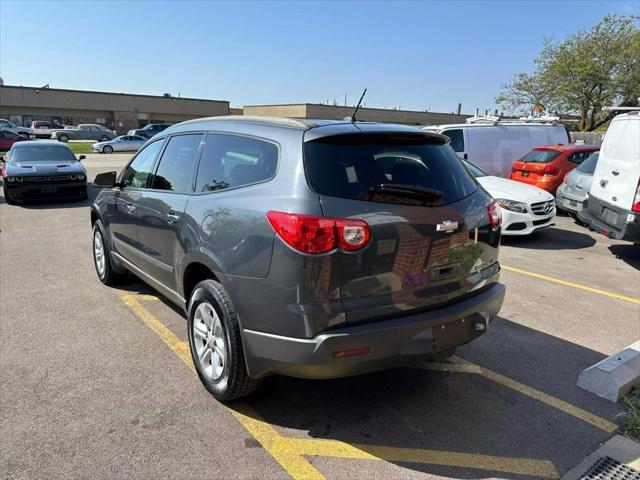 2010 chevrolet traverse ls