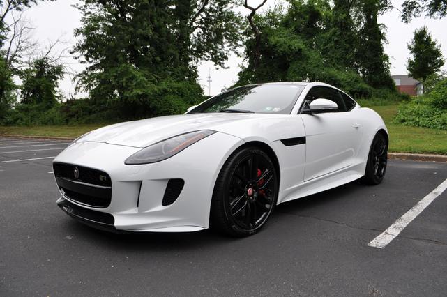 2016 jaguar f-type r
