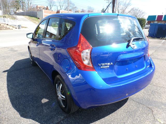 2015 nissan versa note sv
